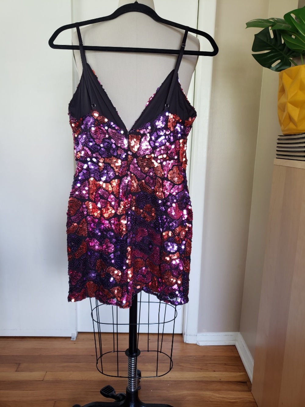Hutch Sequin Mini Dress Size 6 - Picture 4 of 9